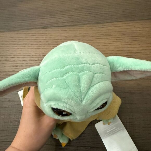 Star Wars The Mandalorian “The Child” Baby Yoda Grogu Disney Plush Toy - Picture 3 of 6